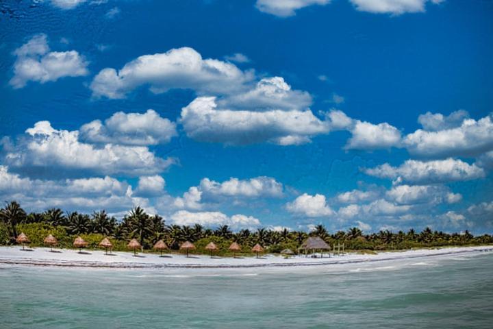 Beachfront Apartment Hacienda Del Cuyo Exterior photo